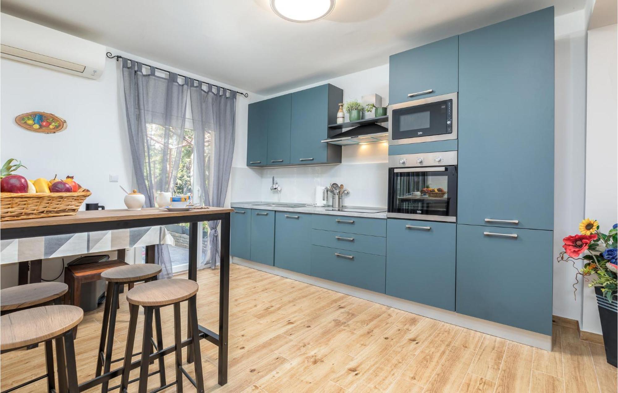 Awesome Home In Fazana With Kitchen Kültér fotó